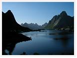 Kjerkfjord fm Reine 1 * Lofoten Islands * 3680 x 2760 * (3.03MB)